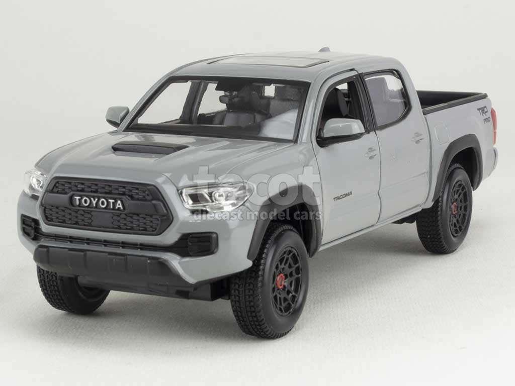 102711 Toyota Tacoma Pick-Up TRD Pro 2023