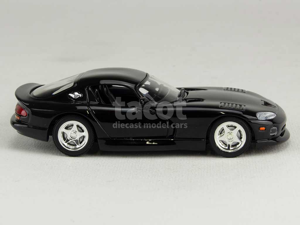 102818 Dodge Viper GTS 1993