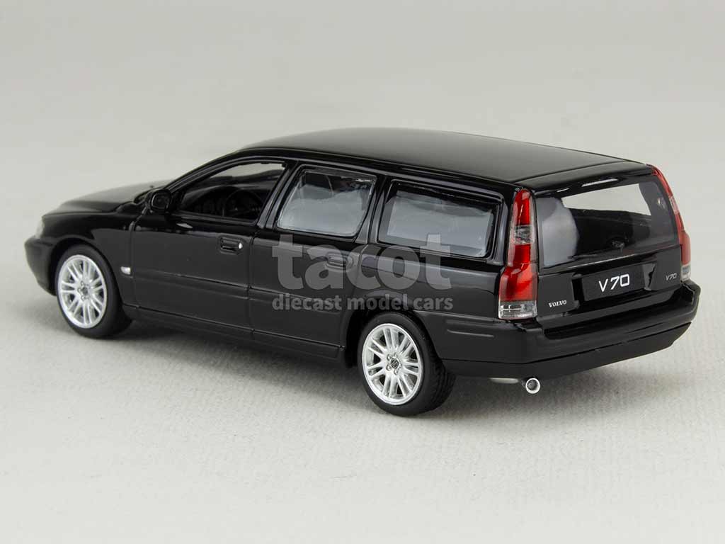 102820 Volvo V70 Break 2000