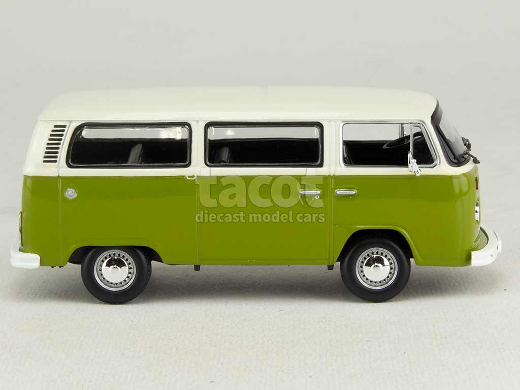 103155 Volkswagen Combi T2 Bus 1972