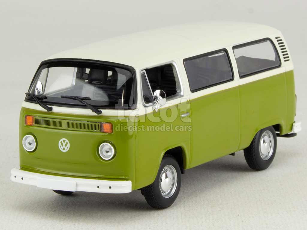 103155 Volkswagen Combi T2 Bus 1972