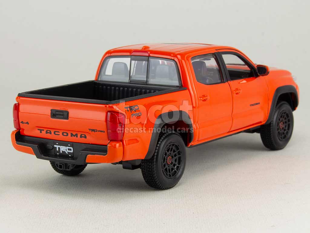 103161 Toyota Tacoma Pick-Up TRD Pro 2023