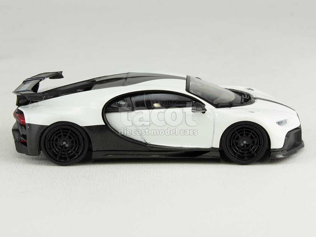 103544 Bugatti Chiron Pur Sport 2021