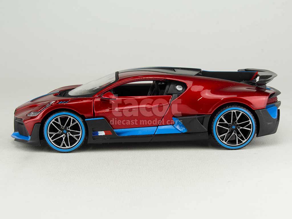 103563 Bugatti Divo 2019