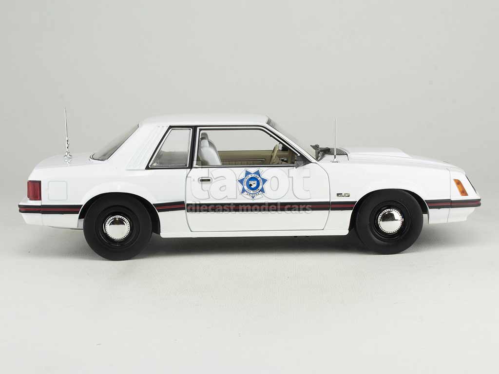 103648 Ford Mustang SSP Police 1982