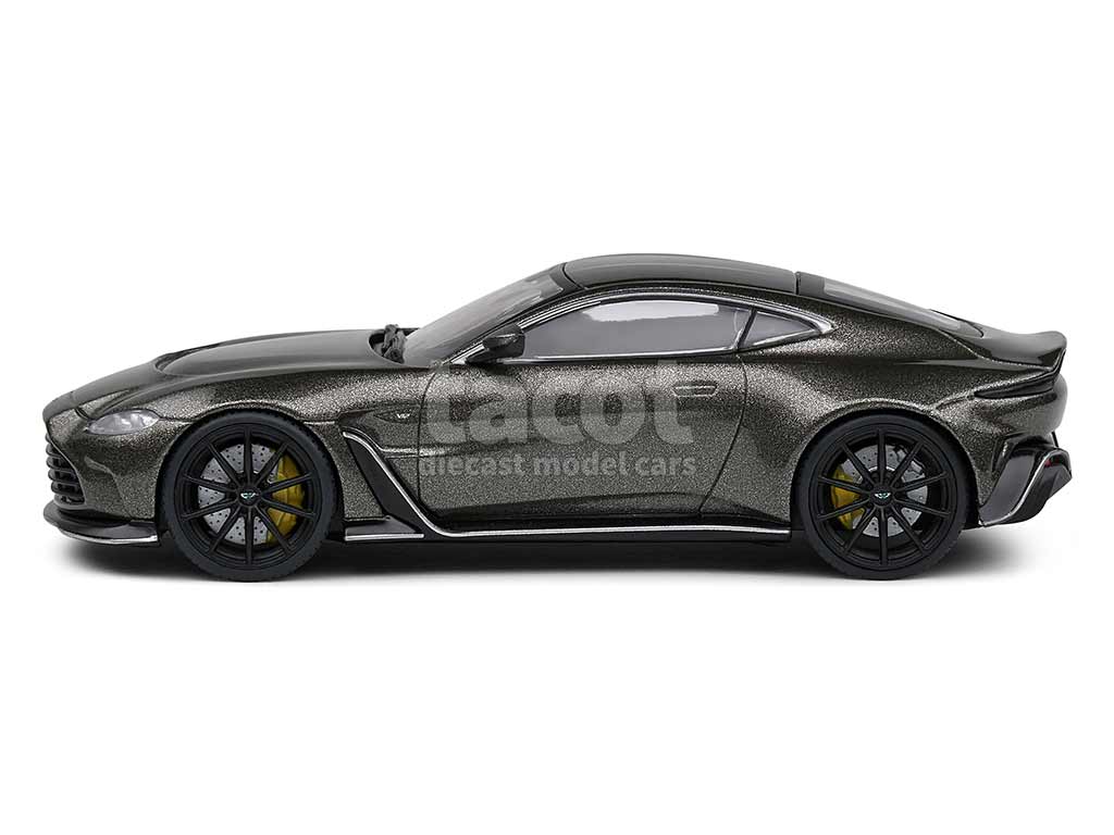 103772 Aston Martin Vantage V12 2023