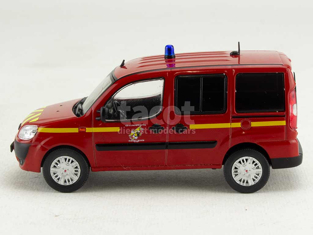 103819 Fiat Doblo Pompiers 2008