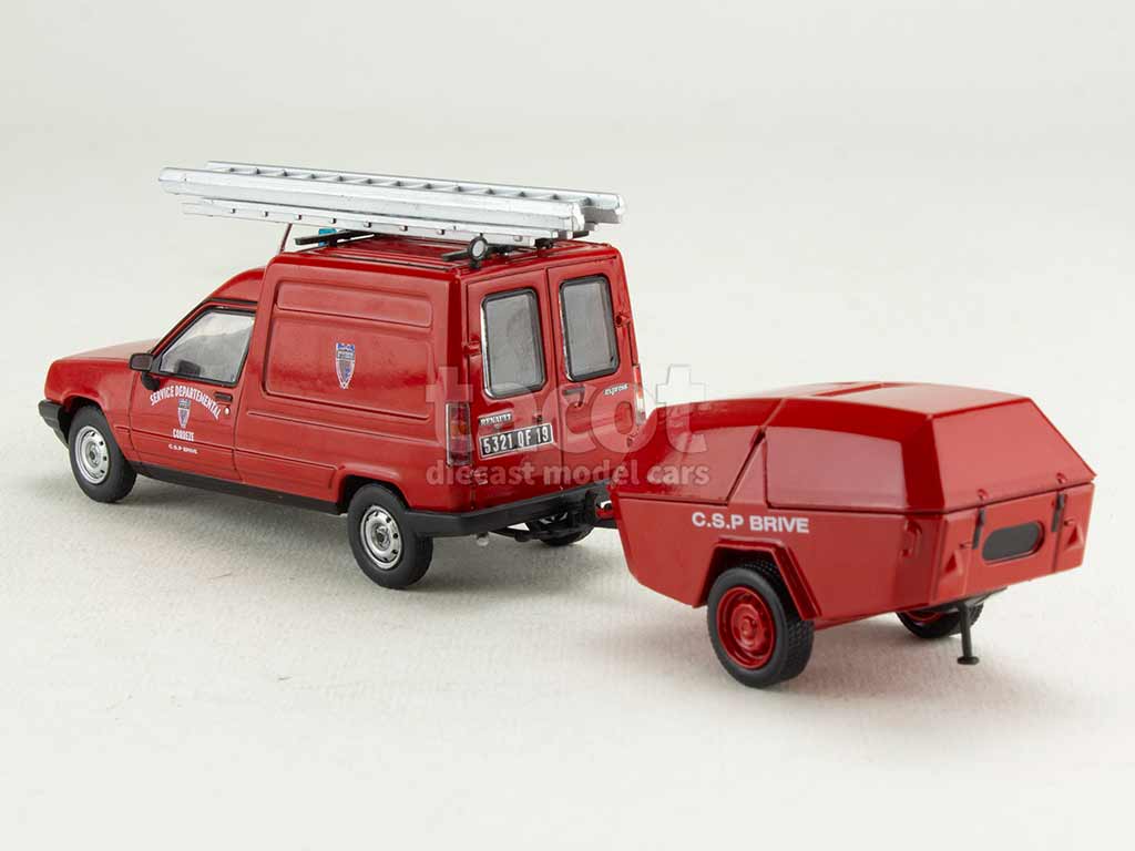 103820 Renault Express Pompiers