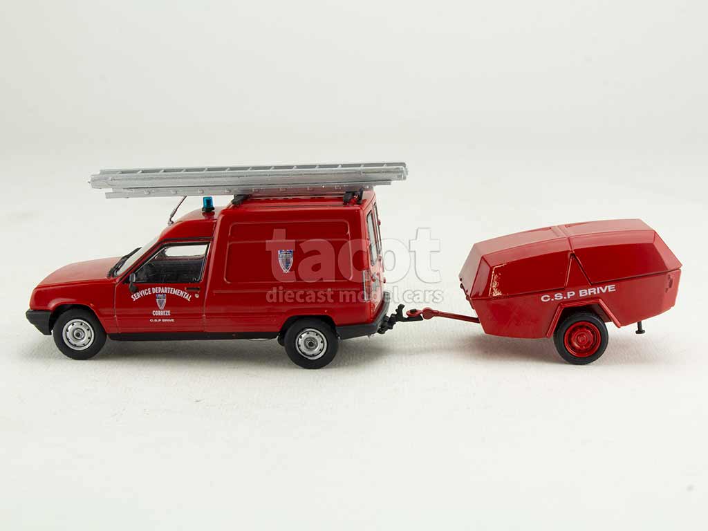 103820 Renault Express Pompiers