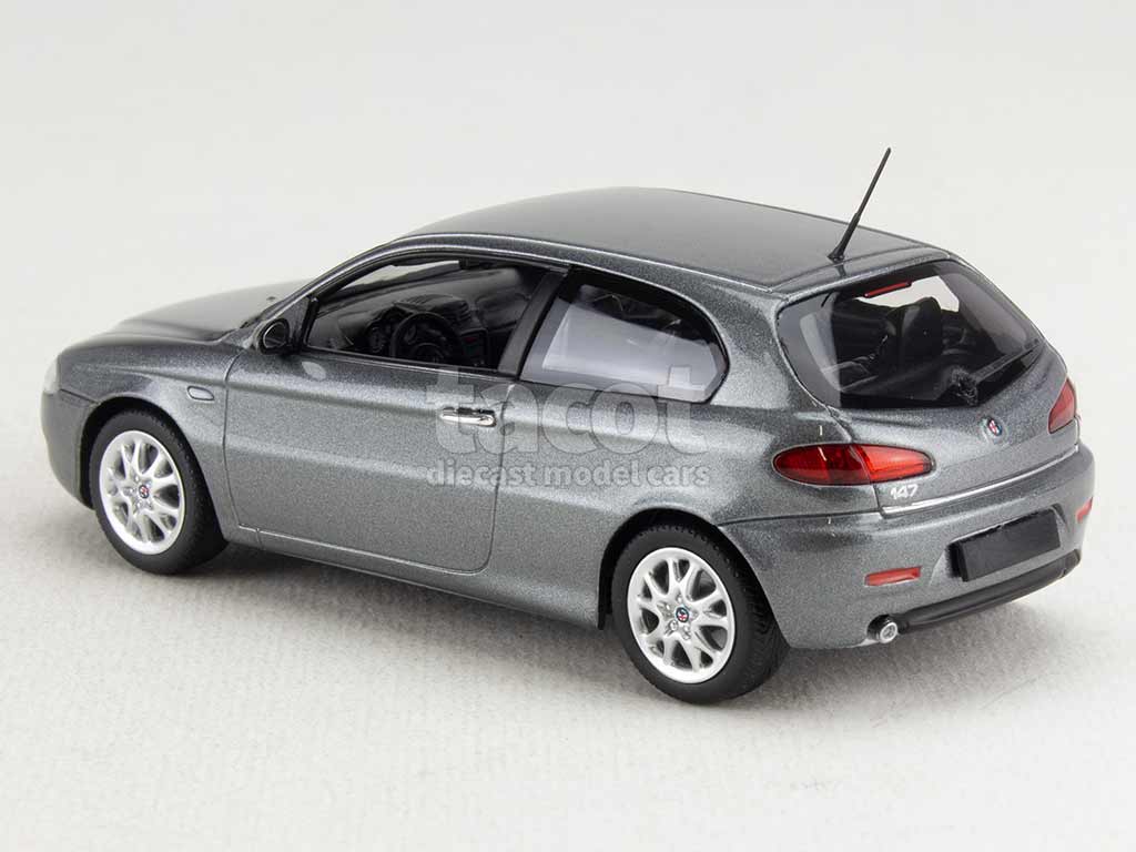 103879 Alfa Romeo 147 2005