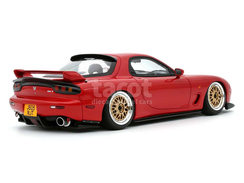 103885 Mazda RX7 KHYZYL 2020