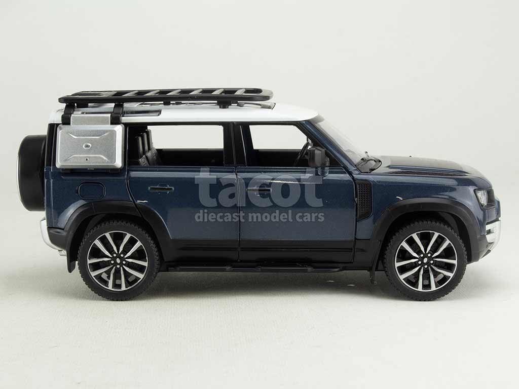 104027 Land Rover Defender 110