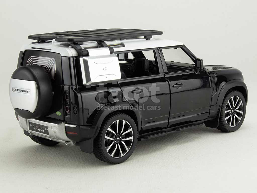 104029 Land Rover Defender 110