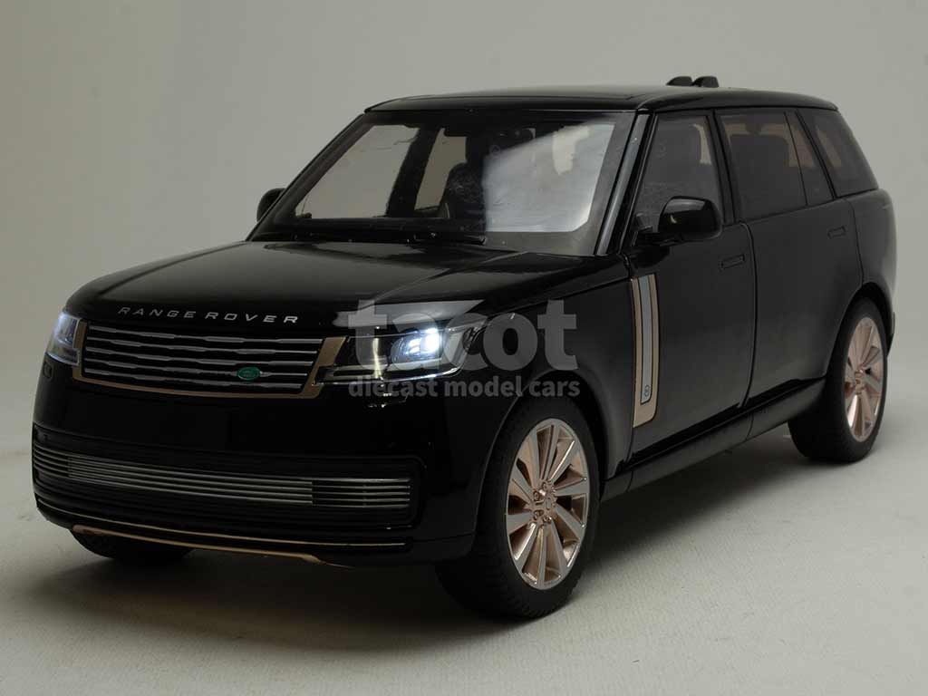 104034 Land Rover New Range Rover SV 2022