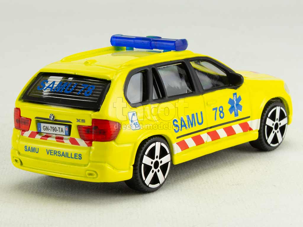 104063 BMW X5 Ambulance