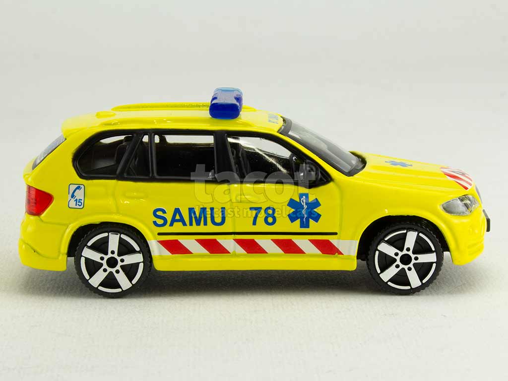 104063 BMW X5 Ambulance