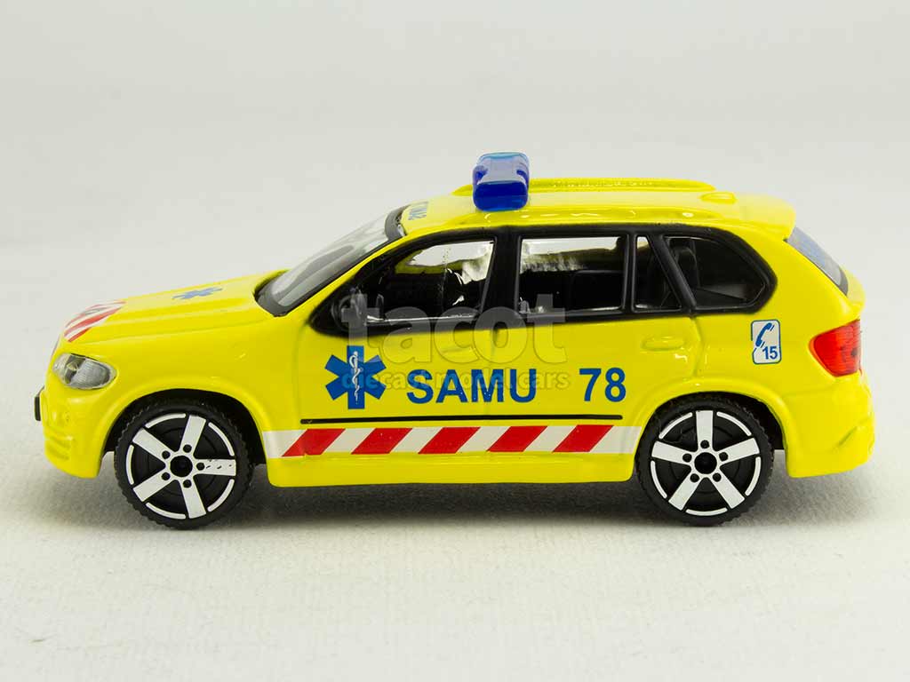 104063 BMW X5 Ambulance