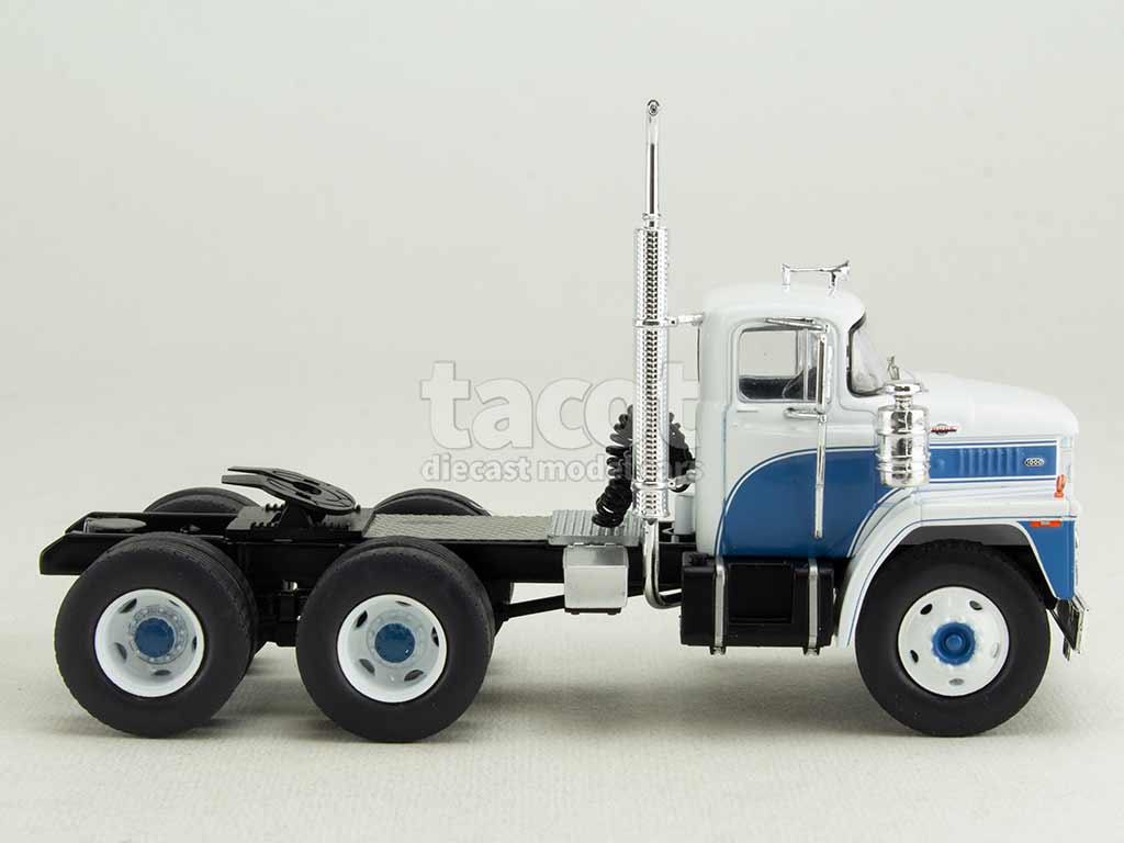 104066 Dodge LCF CT900 Tracteur 1960