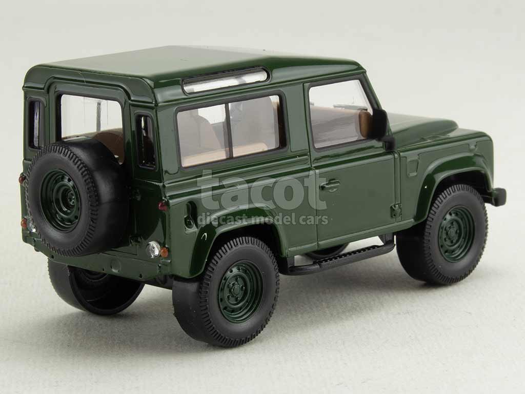 104100 Land Rover Defender 90 1995