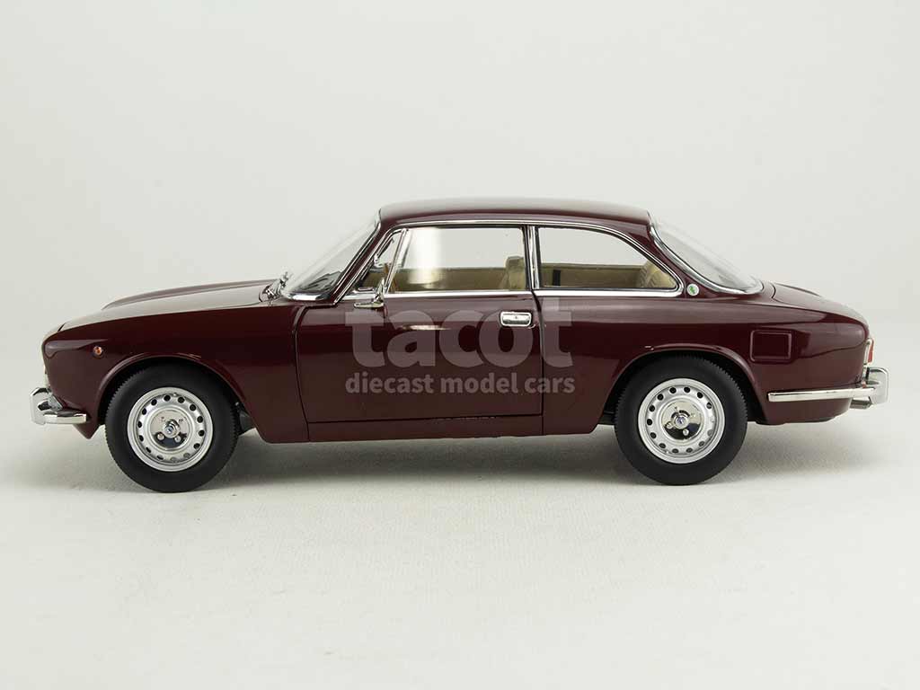 104104 Alfa Romeo 2000 GTV 1973