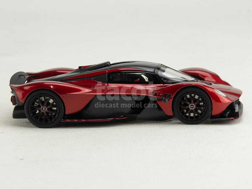 104137 Aston Martin Valkyrie 2023