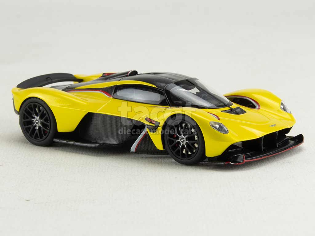 104138 Aston Martin Valkyrie 2023