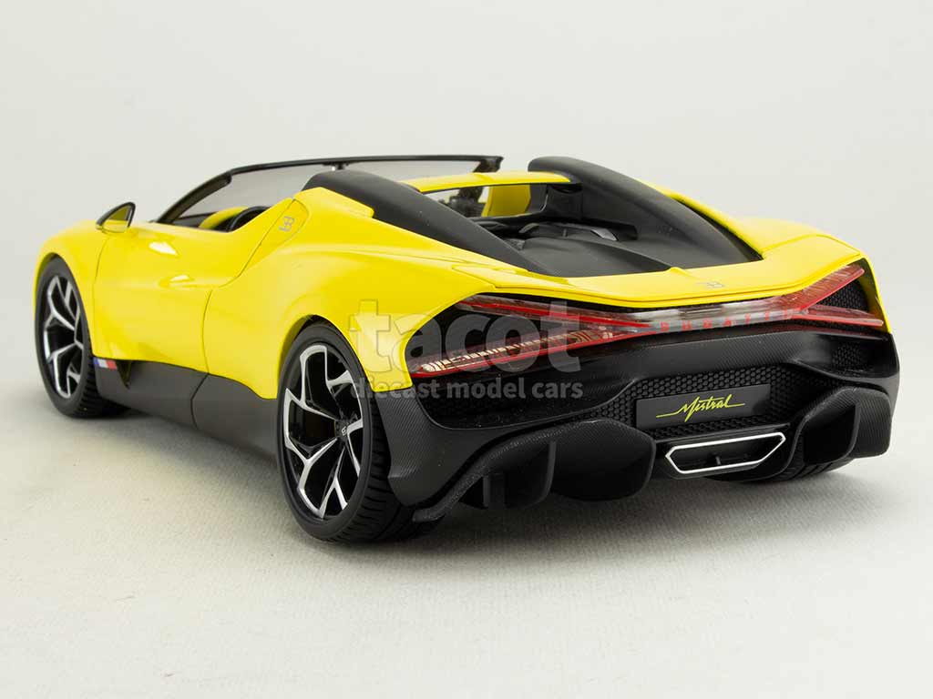 104279 Bugatti Mistral W16 2022