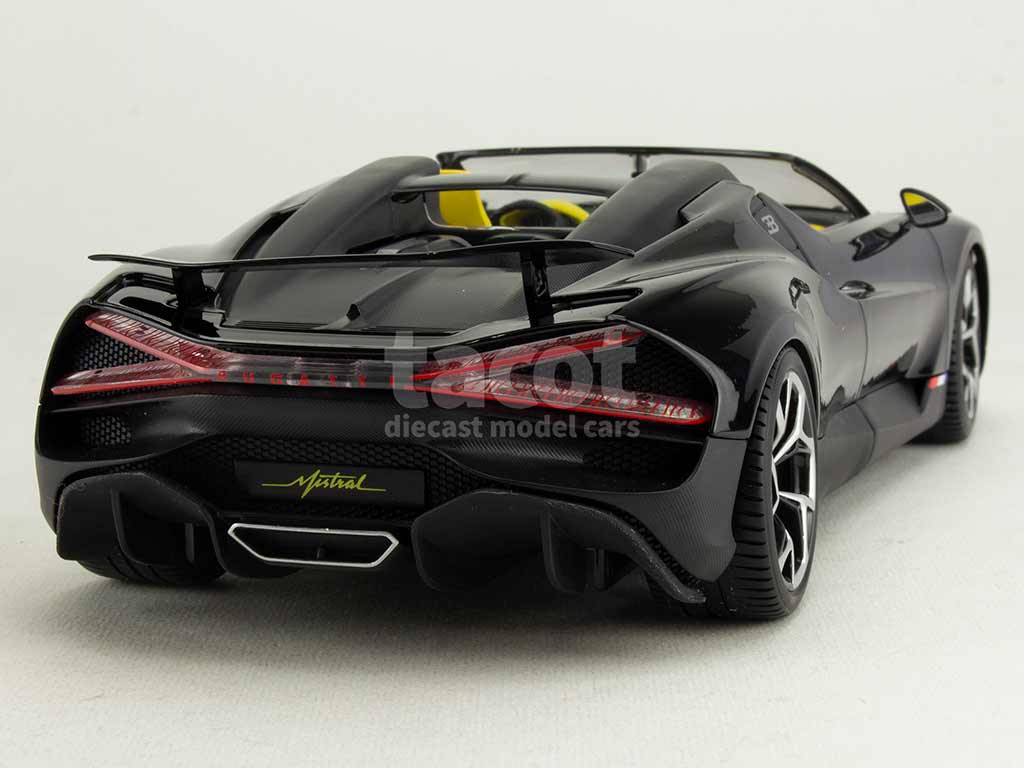 104280 Bugatti Mistral W16 2022