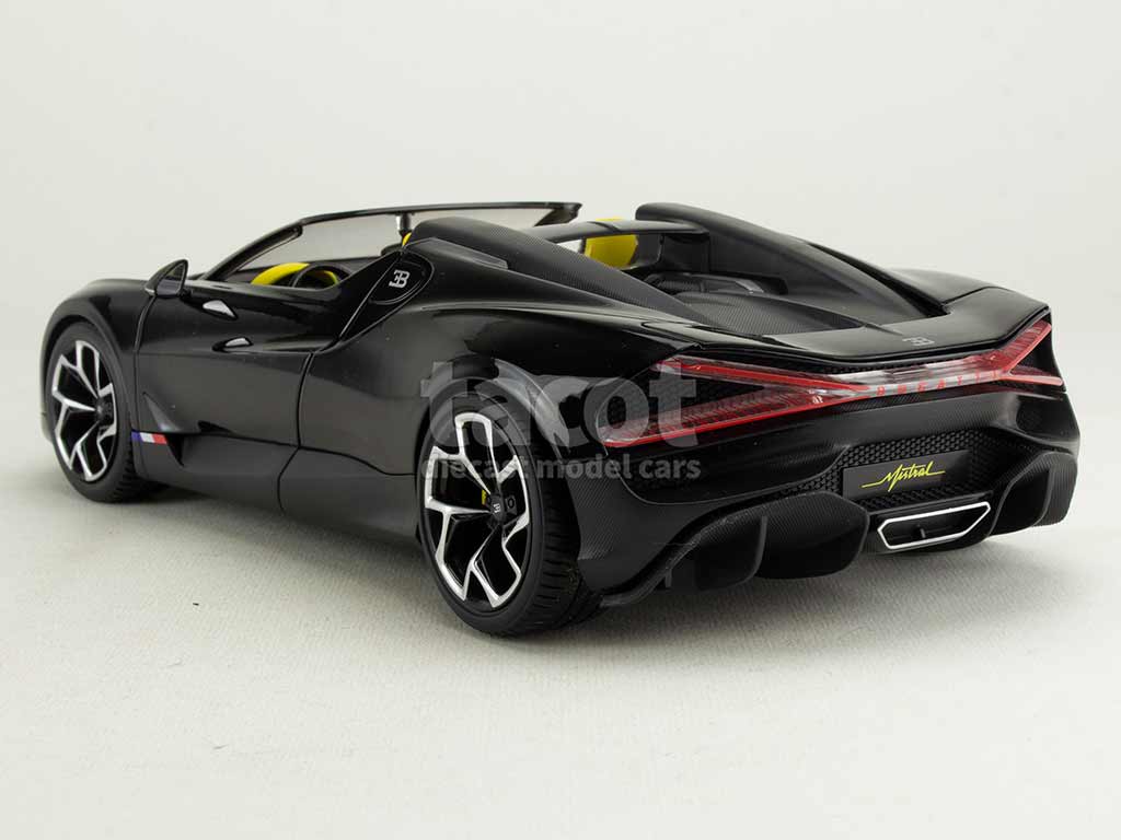 104280 Bugatti Mistral W16 2022