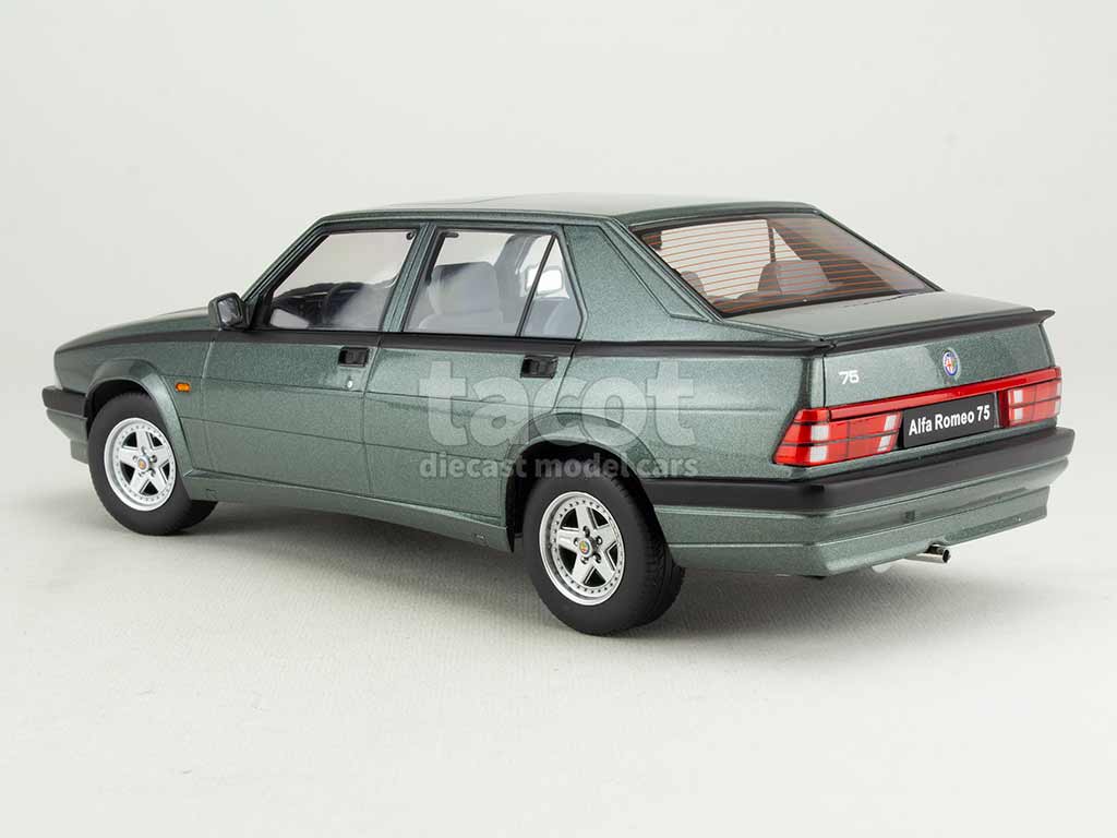 104301 Alfa Romeo 75 1988