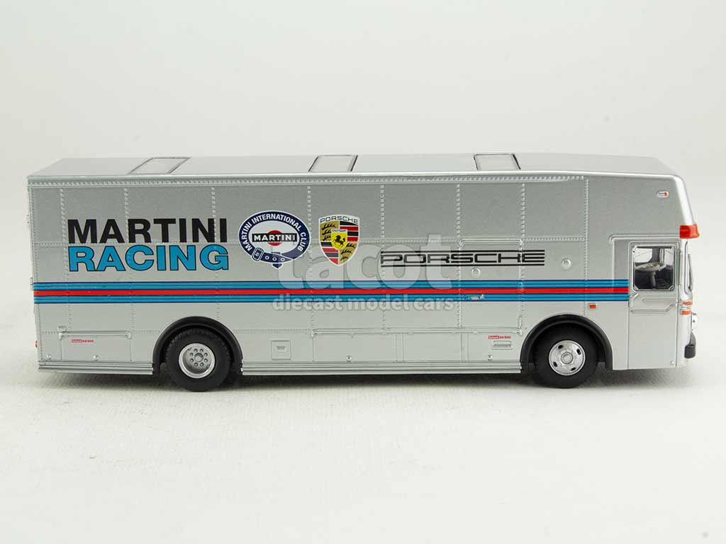 104304 Mercedes O317 Renntransporter Martini