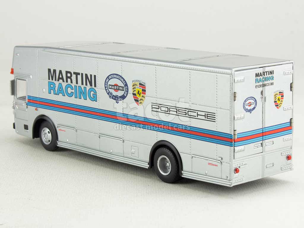 104304 Mercedes O317 Renntransporter Martini