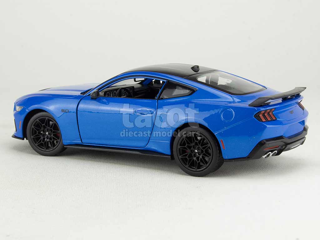 104310 Ford Mustang GT 2024