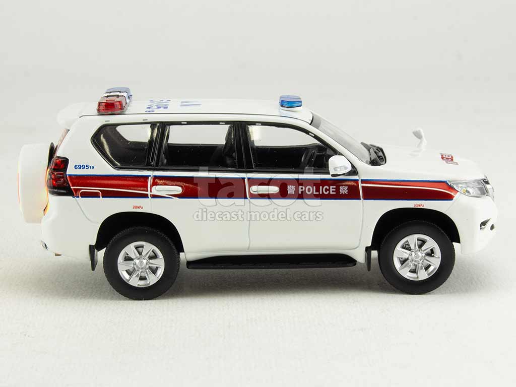 104311 Toyota Land Cruiser Prado Police 2018