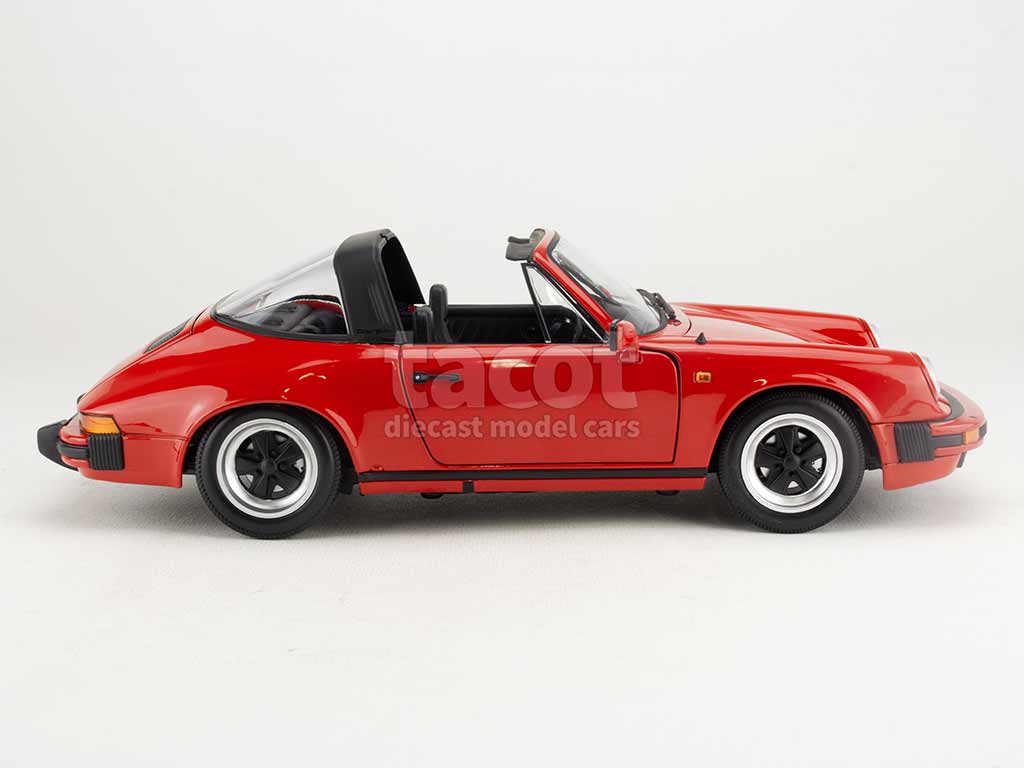 104321 Porsche 911 Carrera 3.2 Targa 1983