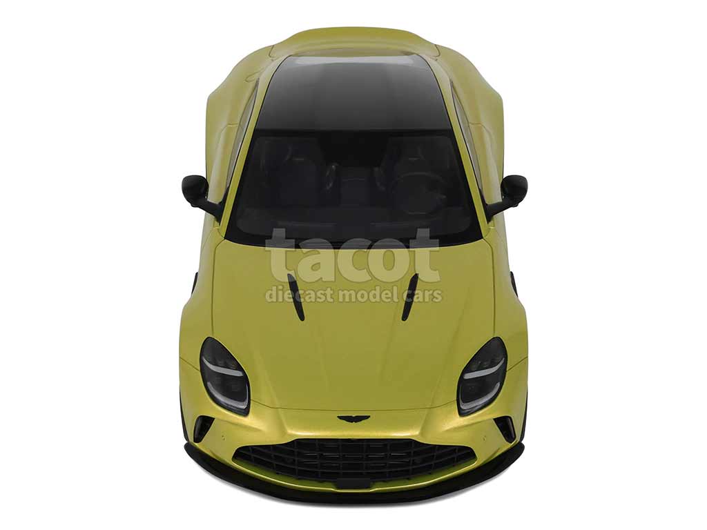 104515 Aston Martin New Vantage 2024