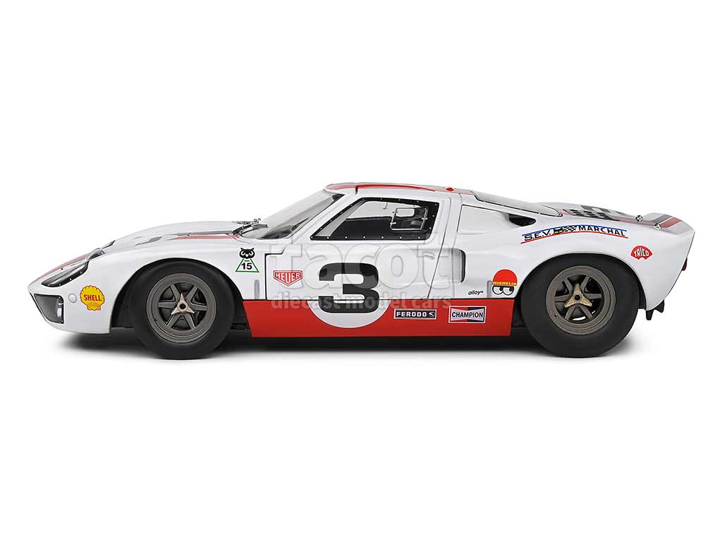 104545 Ford GT40 MKI Dean Design 2015