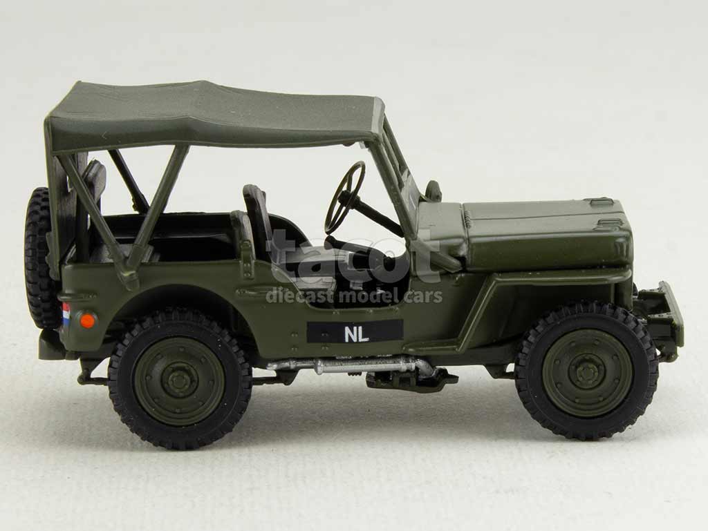 104644 Willys Jeep Militaire