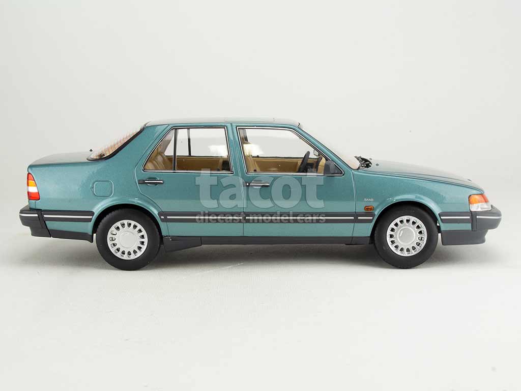 104655 Saab 9000 CD Turbo 1990