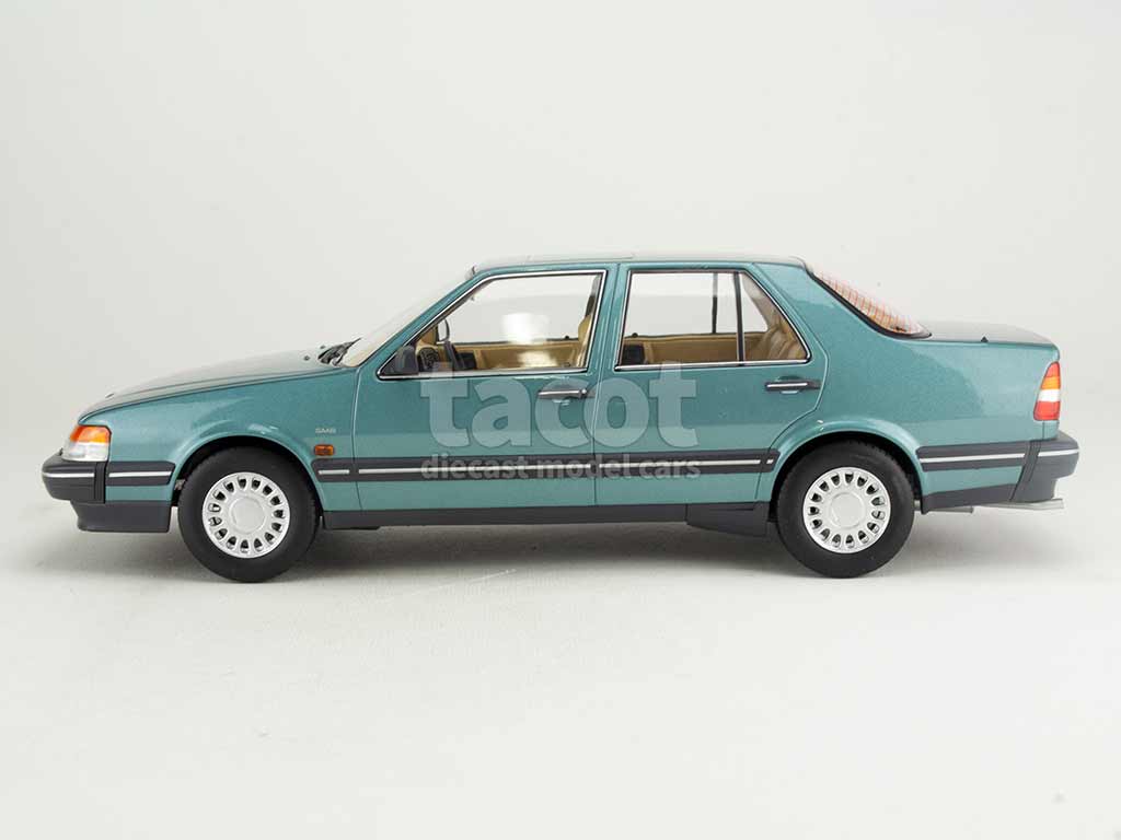 104655 Saab 9000 CD Turbo 1990