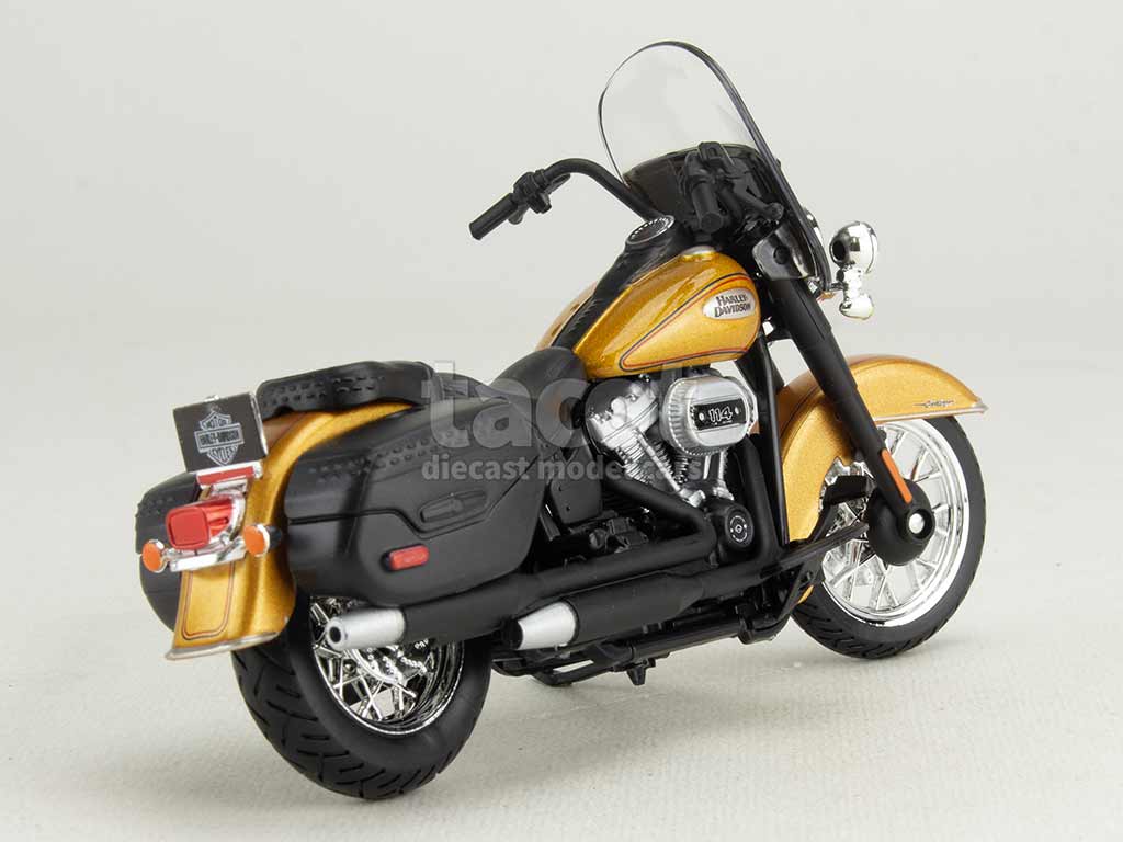 104734 Harley Davidson Héritage Classic Custom 2023