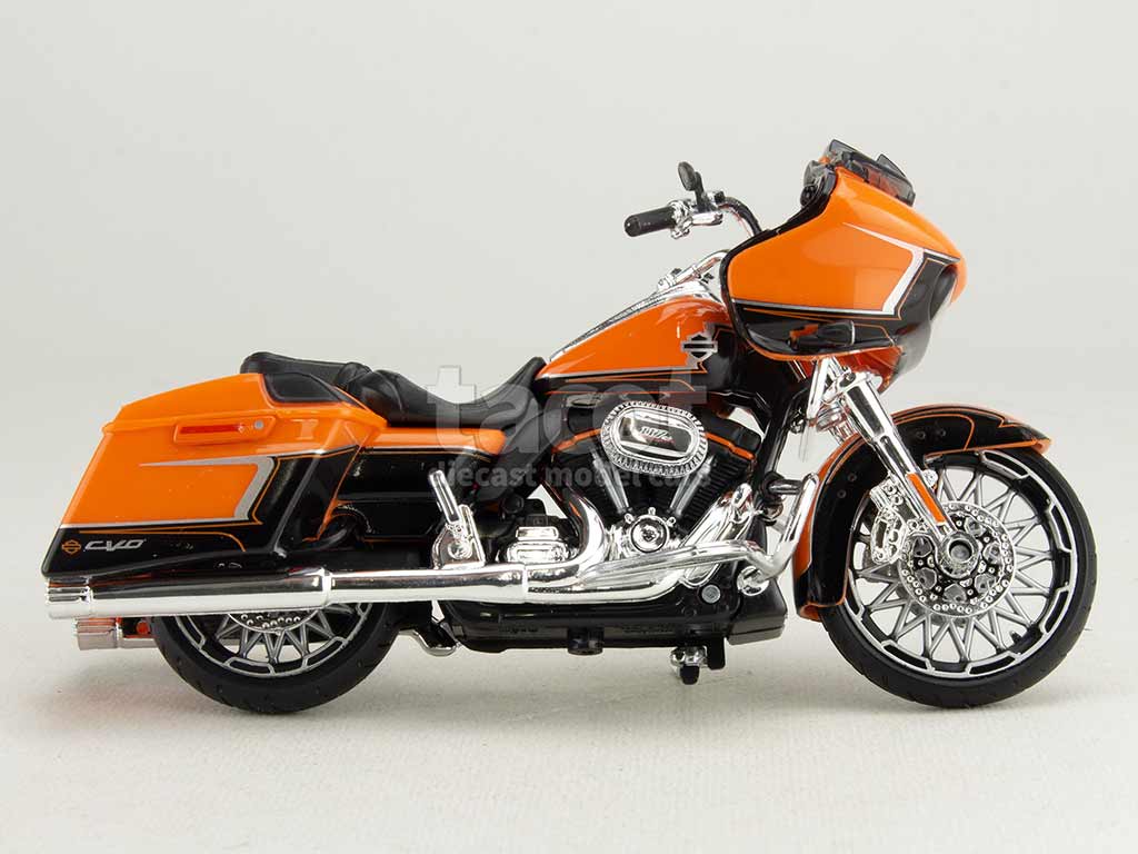 104735 Harley Davidson CVO Road Glide 2022