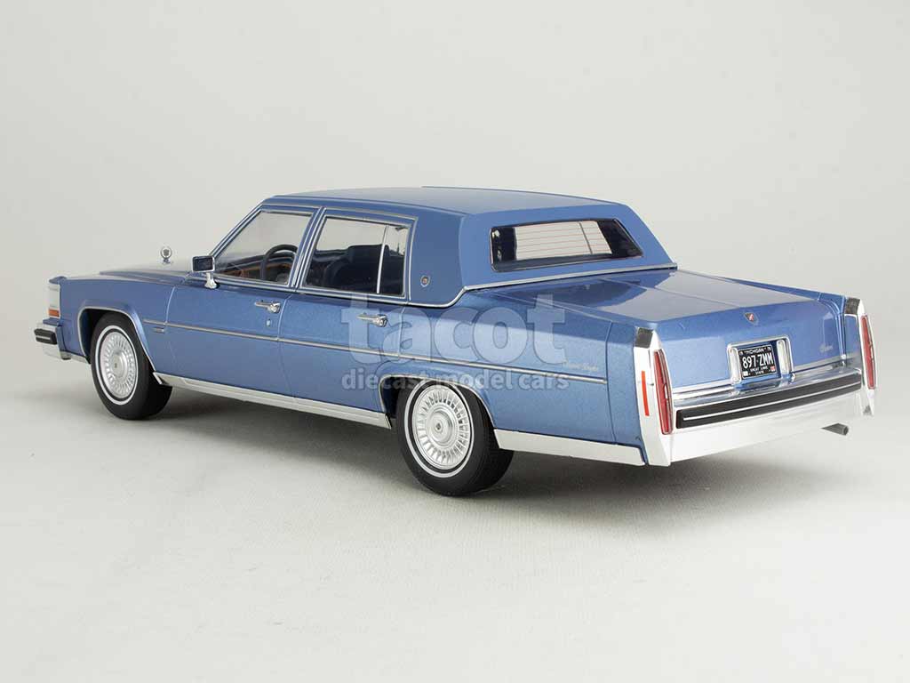 104888 Cadillac Fleetwood Brougham 1982