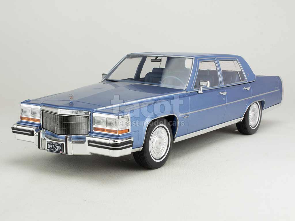 104888 Cadillac Fleetwood Brougham 1982