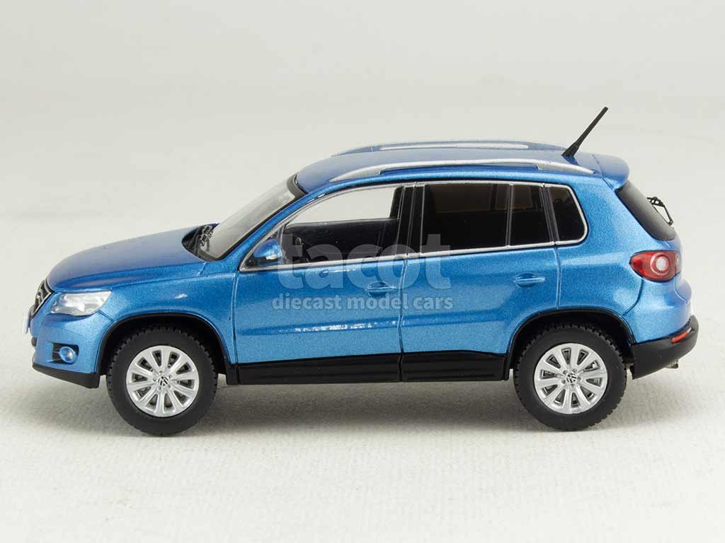 104894 Volkswagen Tiguan 2007