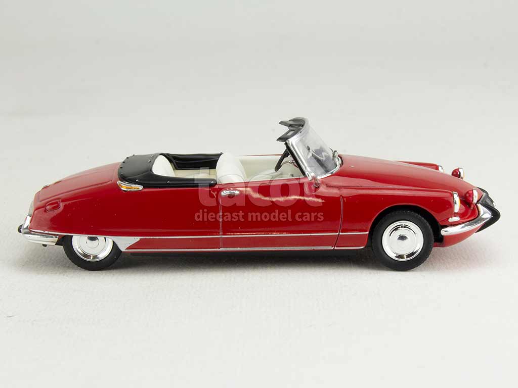 104910 Citroën DS19 Cabriolet 1965