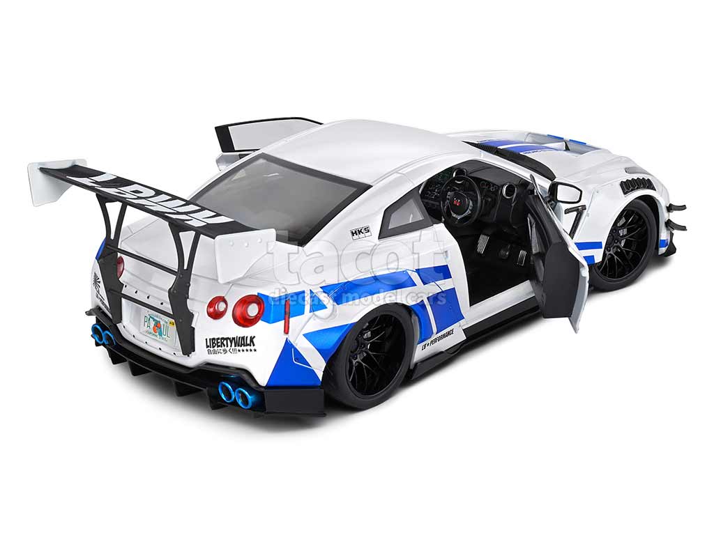 104926 Nissan GTR R35 LB Works Body Kit Type 2 2022