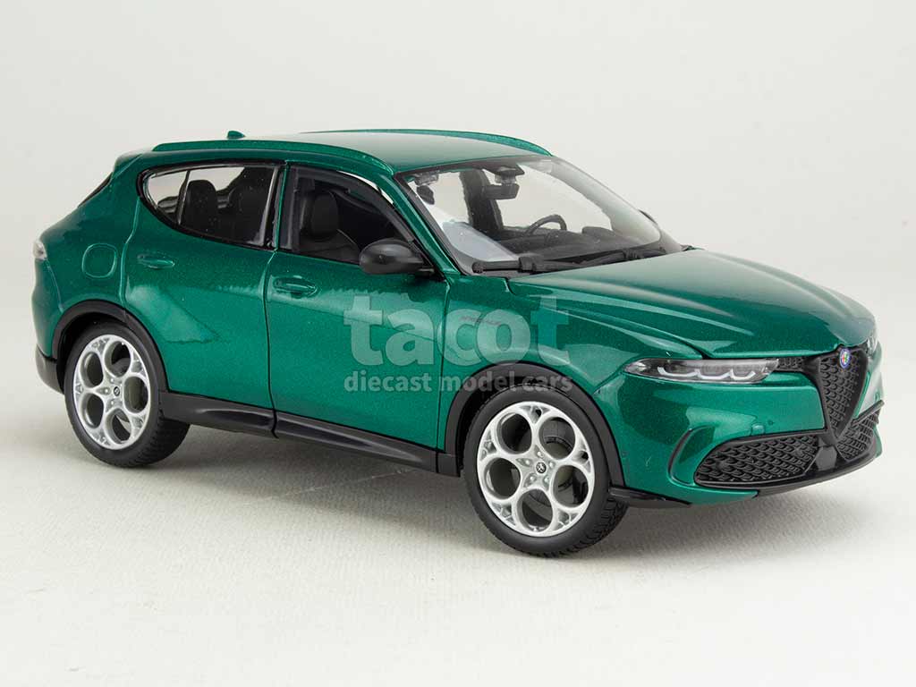 104937 Alfa Romeo Tonale 2022