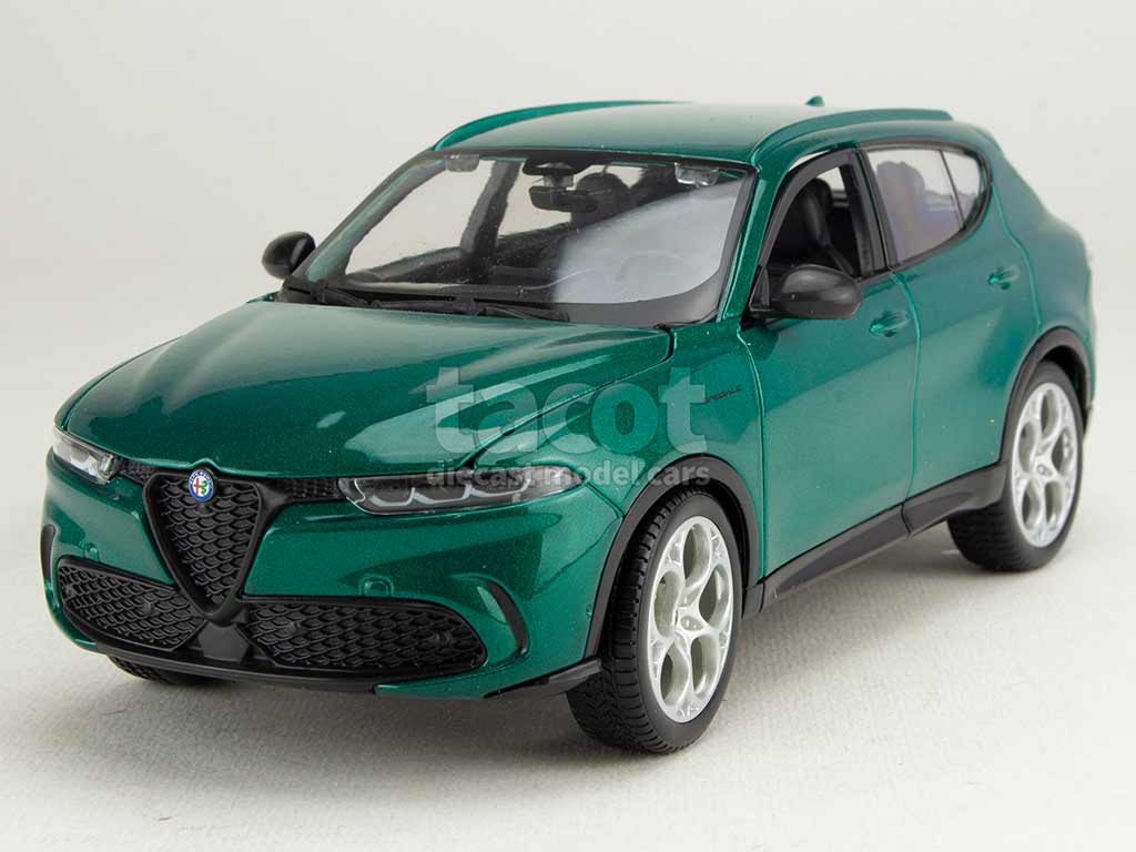 104937 Alfa Romeo Tonale 2022