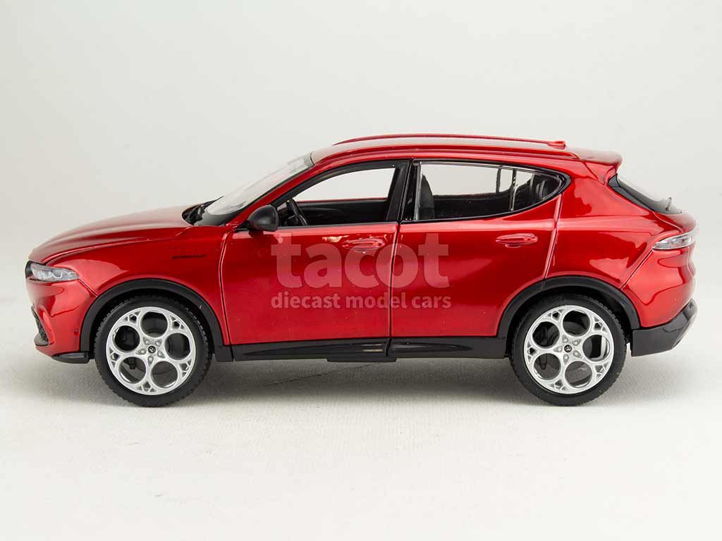 104938 Alfa Romeo Tonale 2022